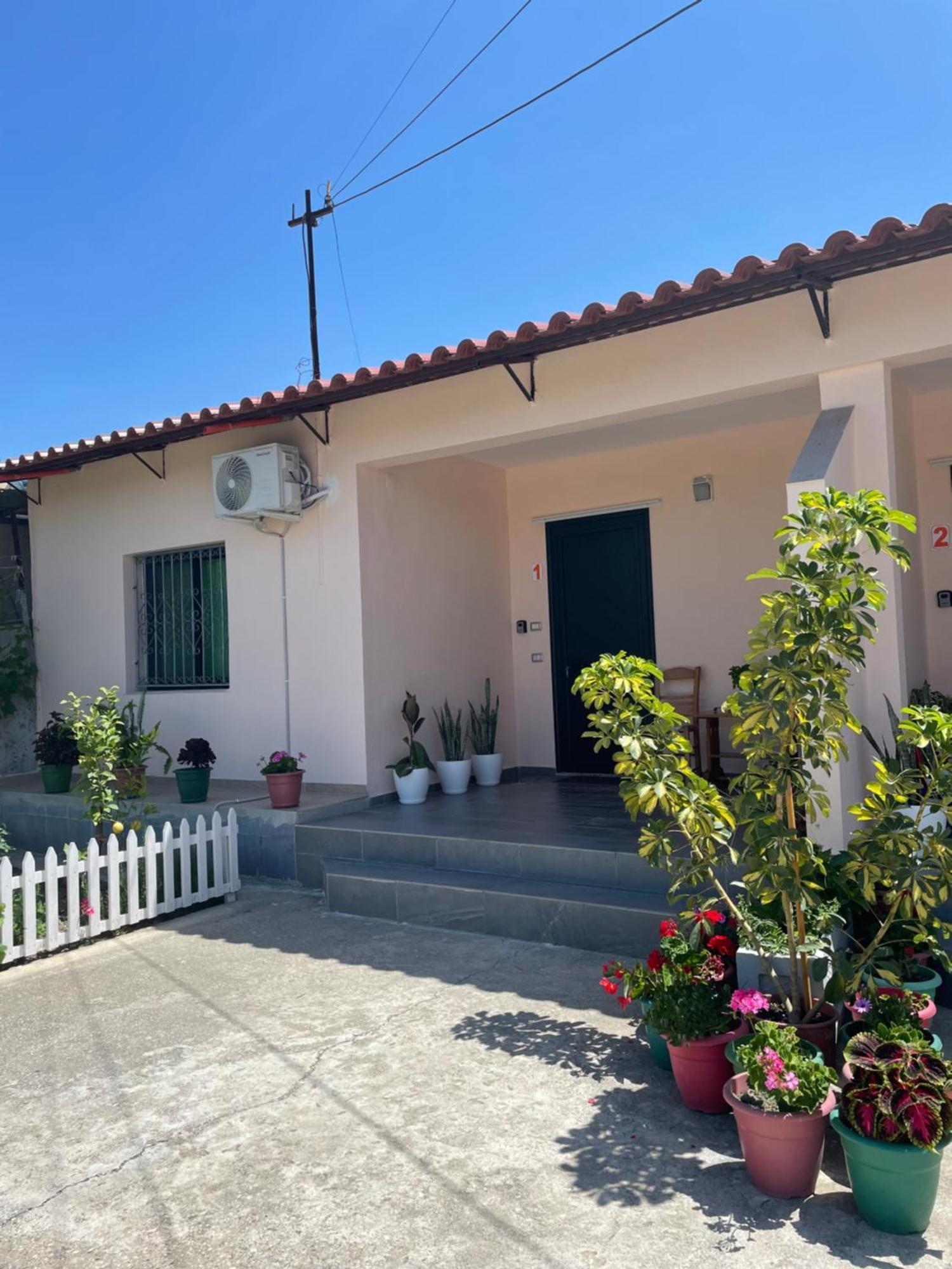 Rental Houses Dukaj Wlora Zewnętrze zdjęcie